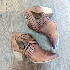 Frye Reed Horizon Bootie in Caramel Brown Size 6.5M